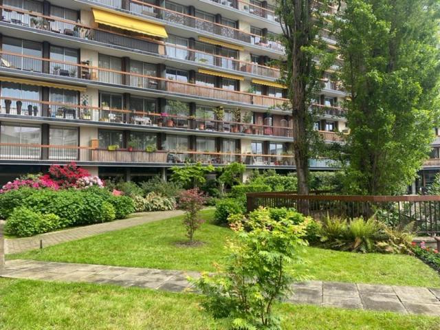 T2 Lumineux Avec Terrasse Lägenhet Boulogne-Billancourt Exteriör bild
